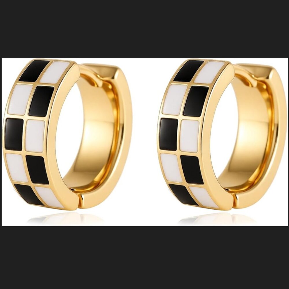 Checkered Black and White Gold Tone Huggie Hoop Earrings NEW w/ orig packaging